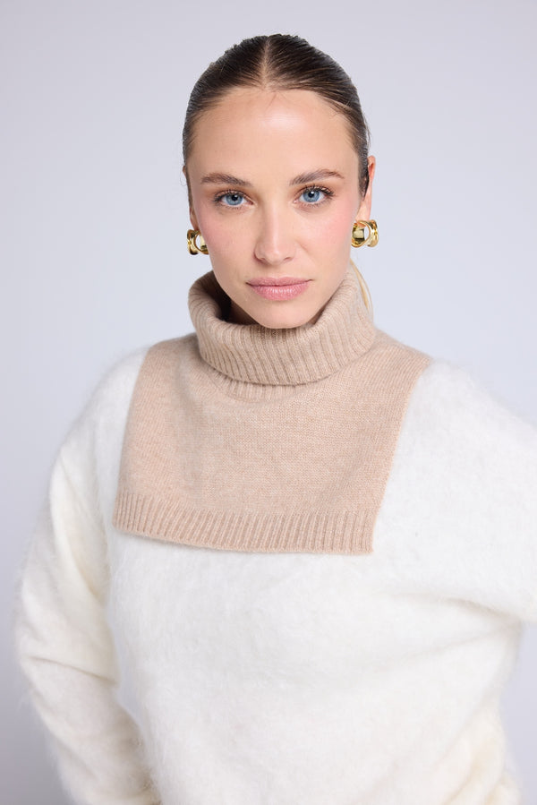 Paula Roll Neck - Cream Beige - Unisex