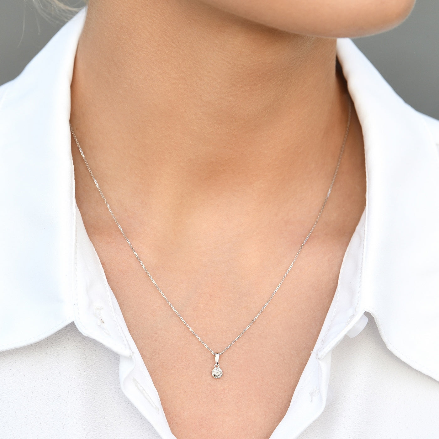 Colgante de diamantes "Idylle" 0.06/9 - Oro blanco 375/1000