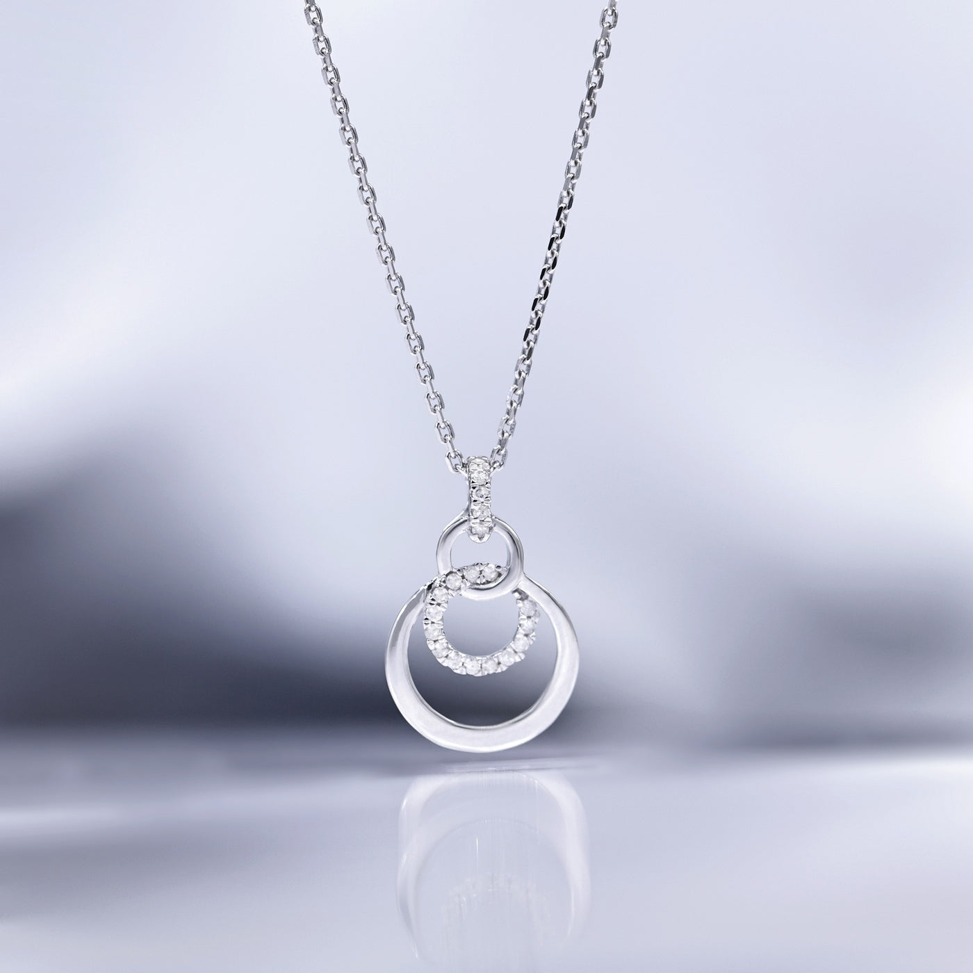 "Nola" Diamond Pendant 0.06/19 - 375/1000 White Gold