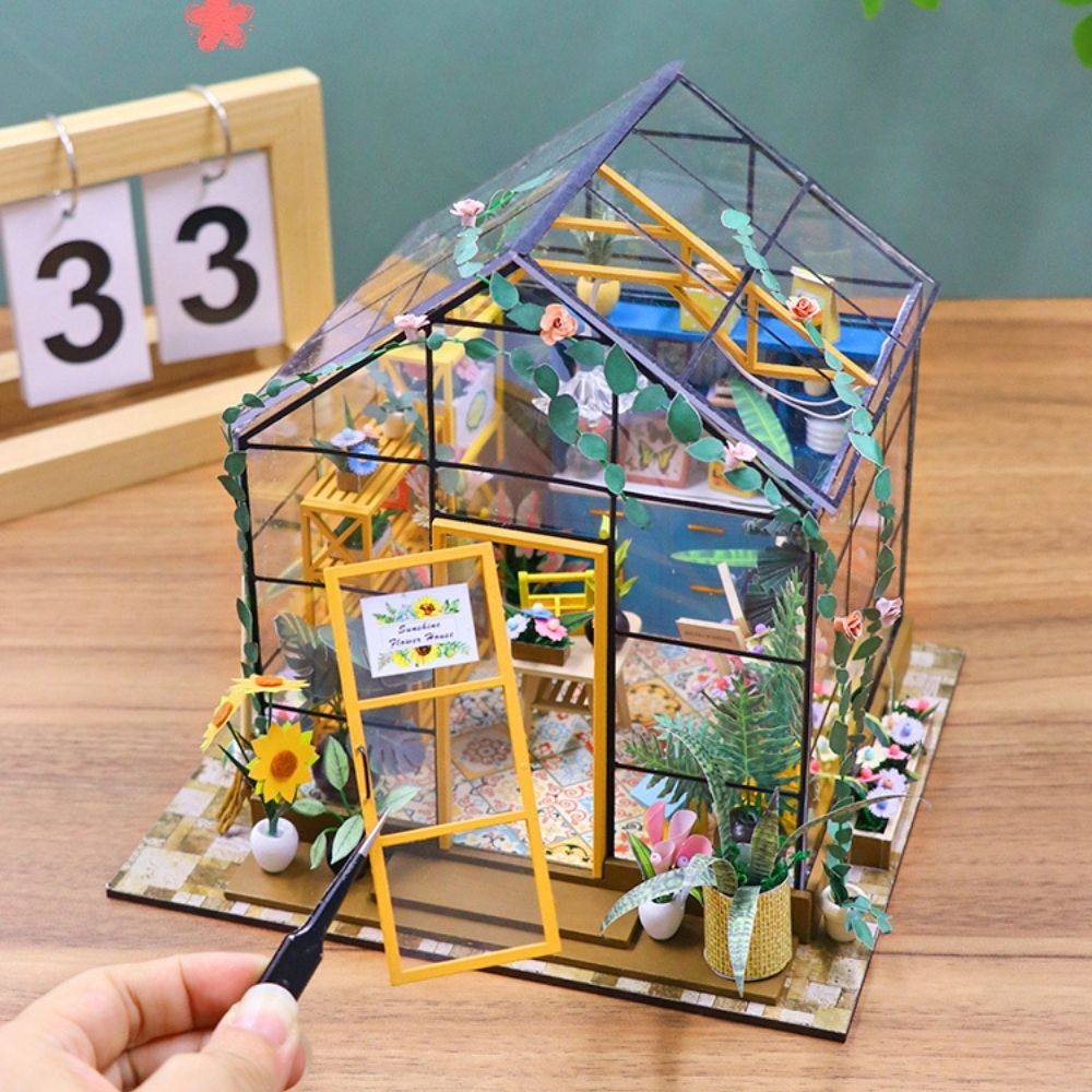 Casa en miniatura - Invernadero soleado