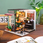 Miniature House - Afternoon Coffee