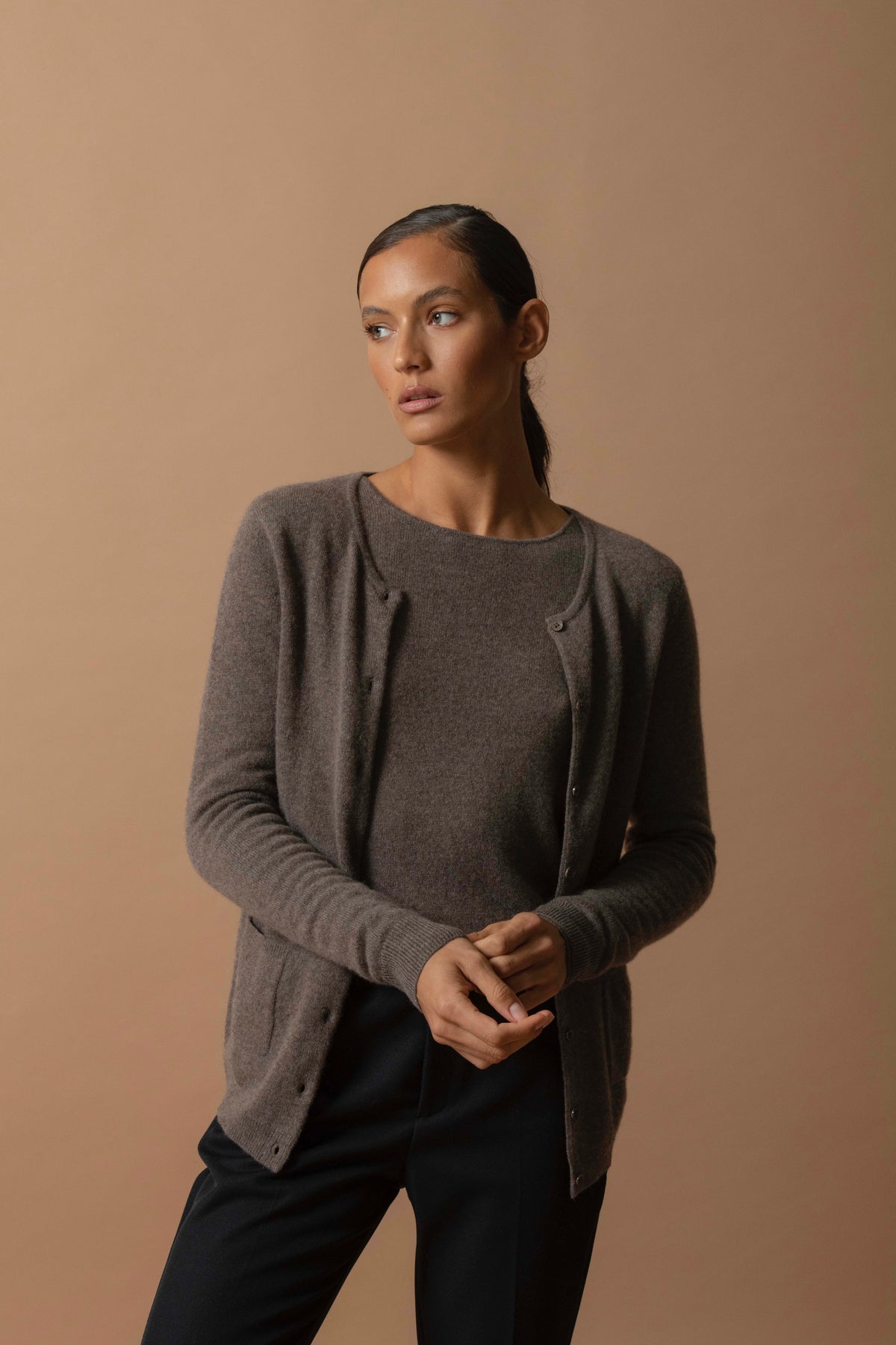 Cardigan med rund hals Amy - Meleret Taupe