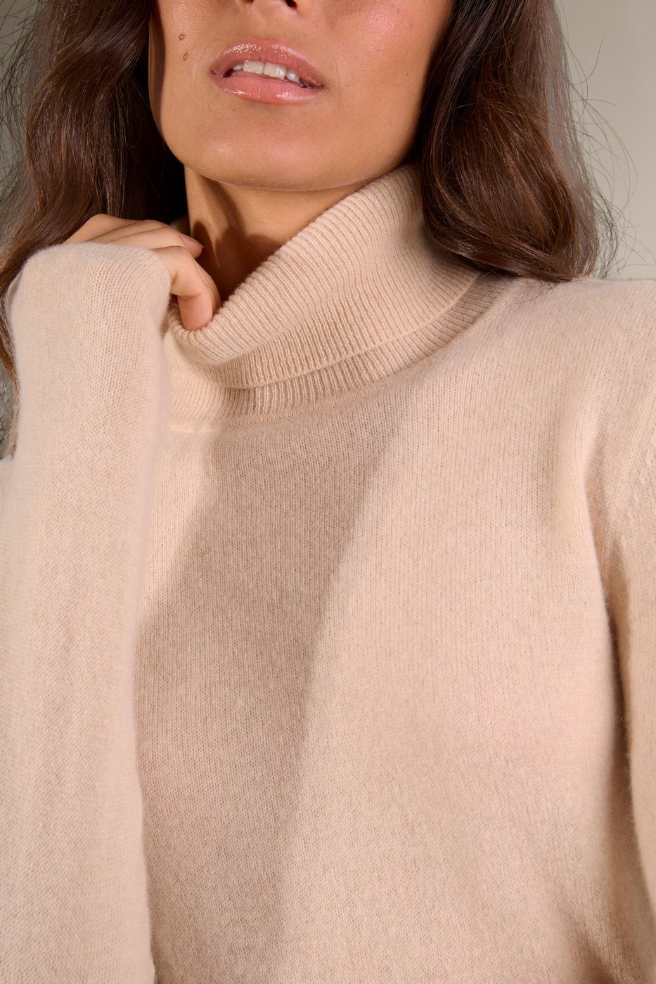 Rollkragenpullover Ashley – Sand