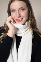 Szalik Kelly - Kość słoniowa