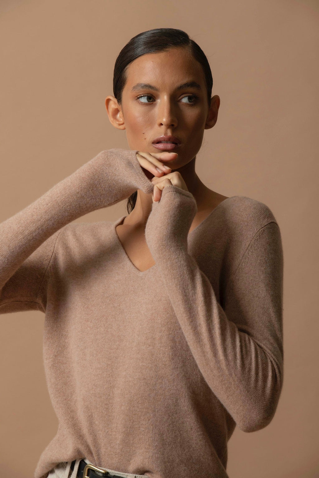 V-Neck Jumper - Shannon - Camel Marl