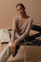 V-Neck Jumper - Penelope - Camel Marl