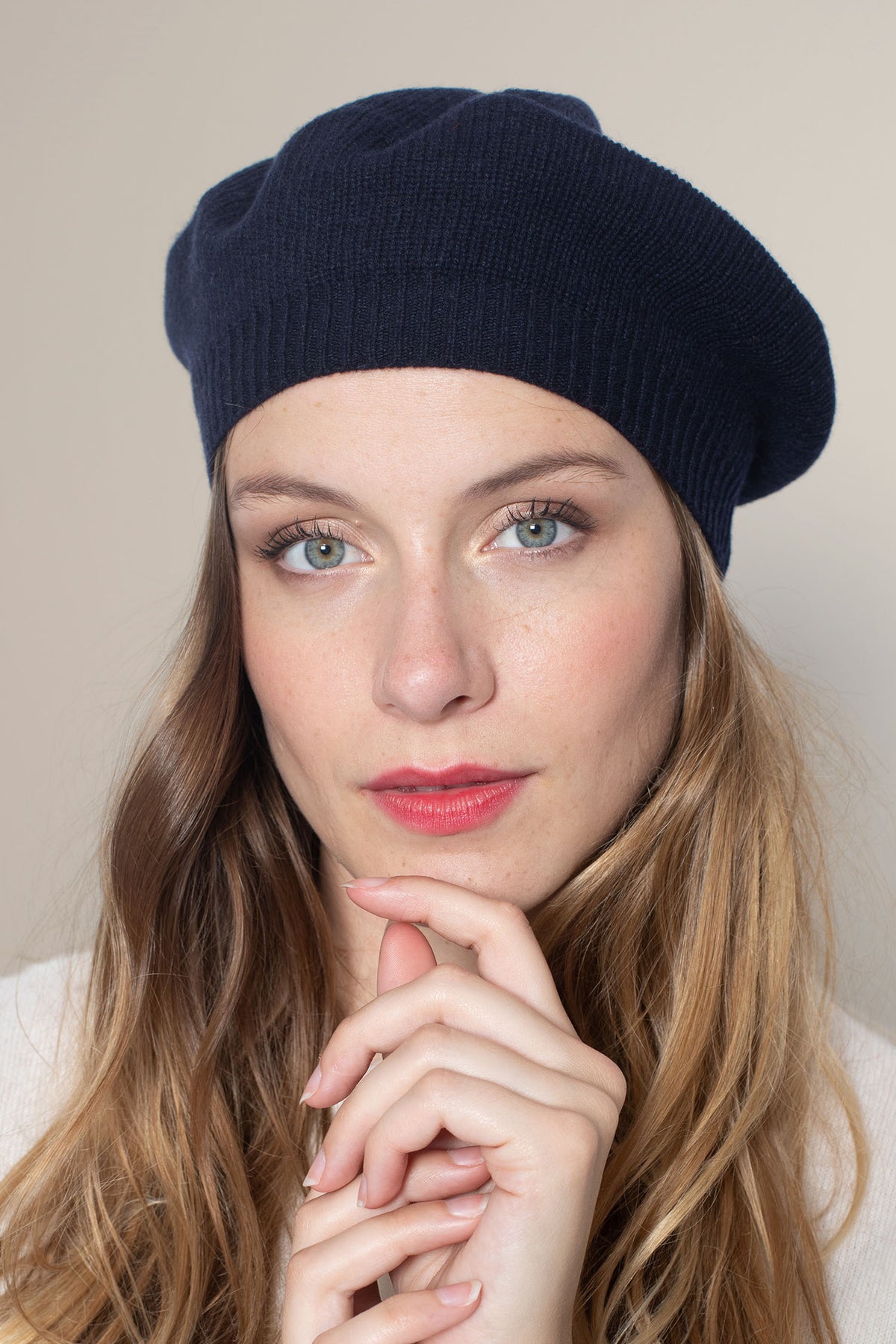 Beret 4-nitkowy Cloe – Granatowy
