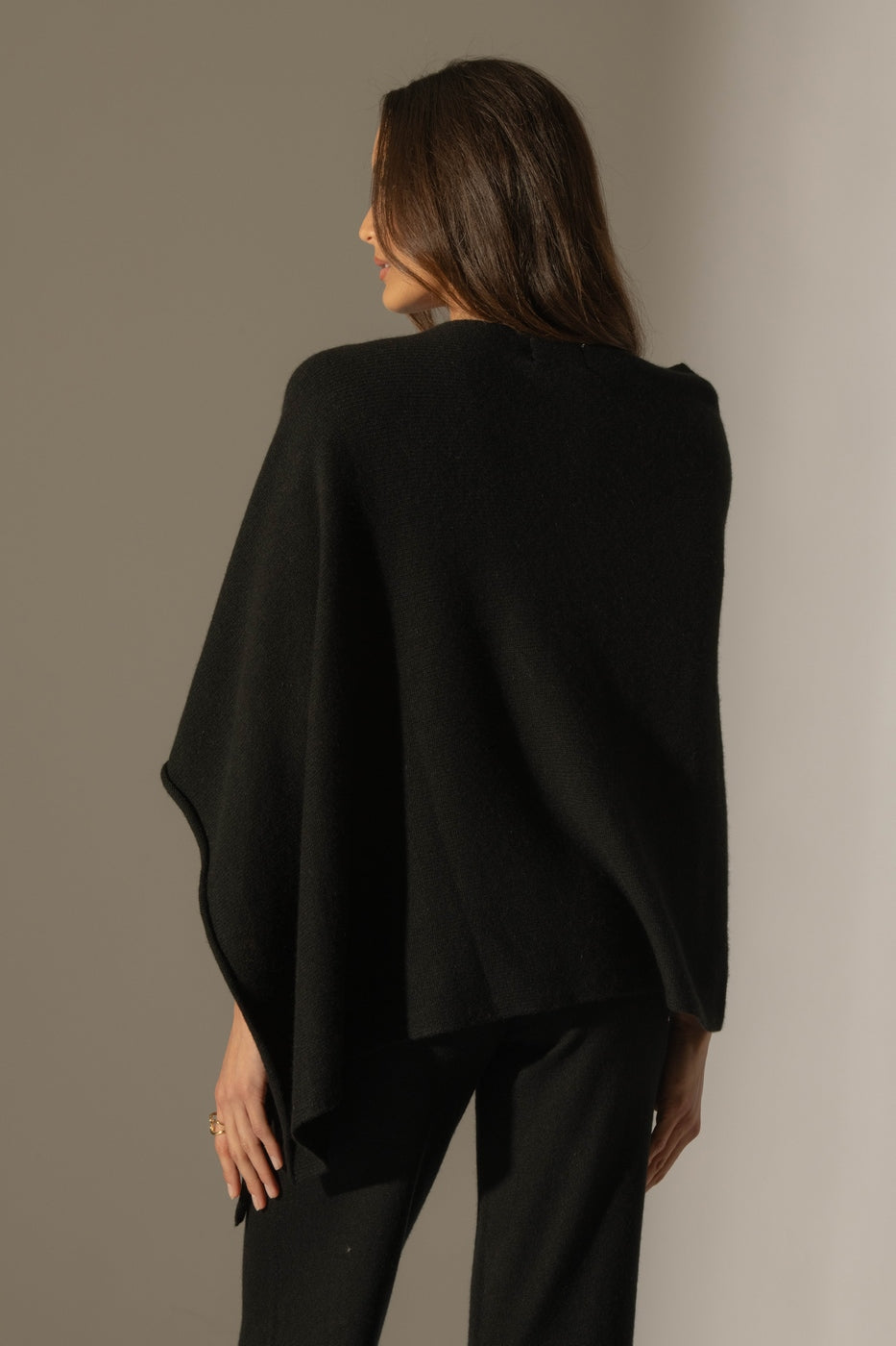 Poncho 4 Hilos - Georgia - Negro