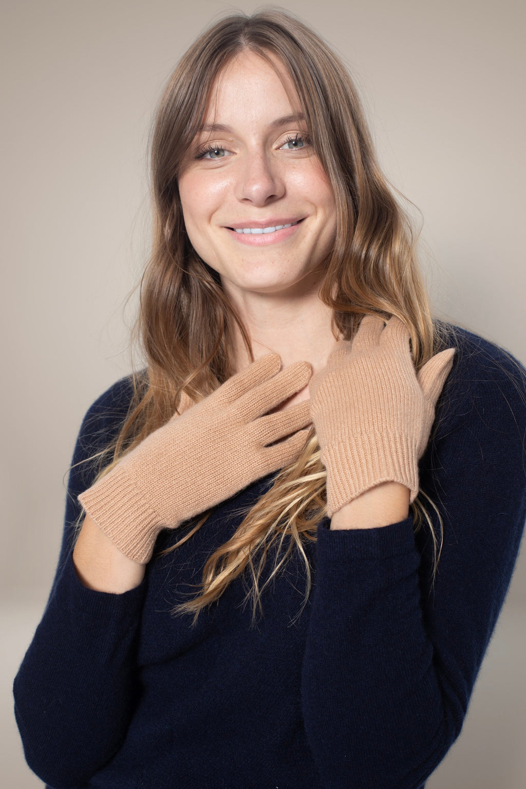 Hailey 4-trådiga handskar - Melerad camel