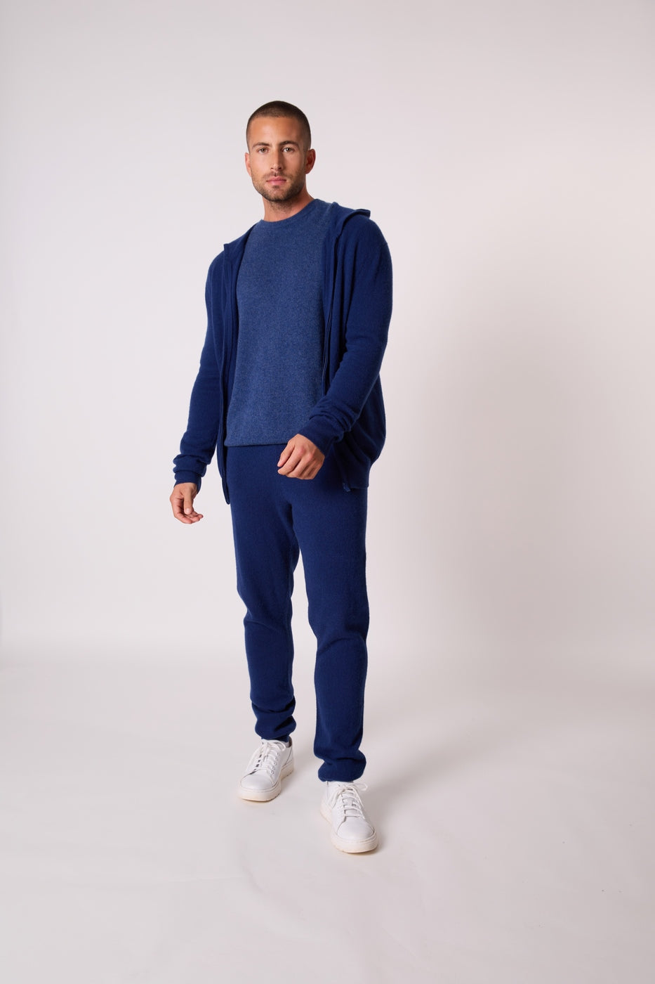 Strickjacke mit Reißverschluss und Kapuze Eldo – Mitternachtsblau