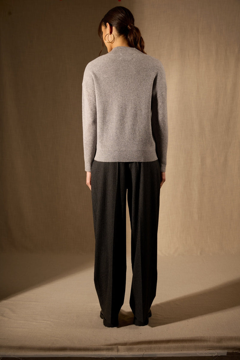 Crossover V-Neck Sweater - Grainne - Heather Mouse Gray