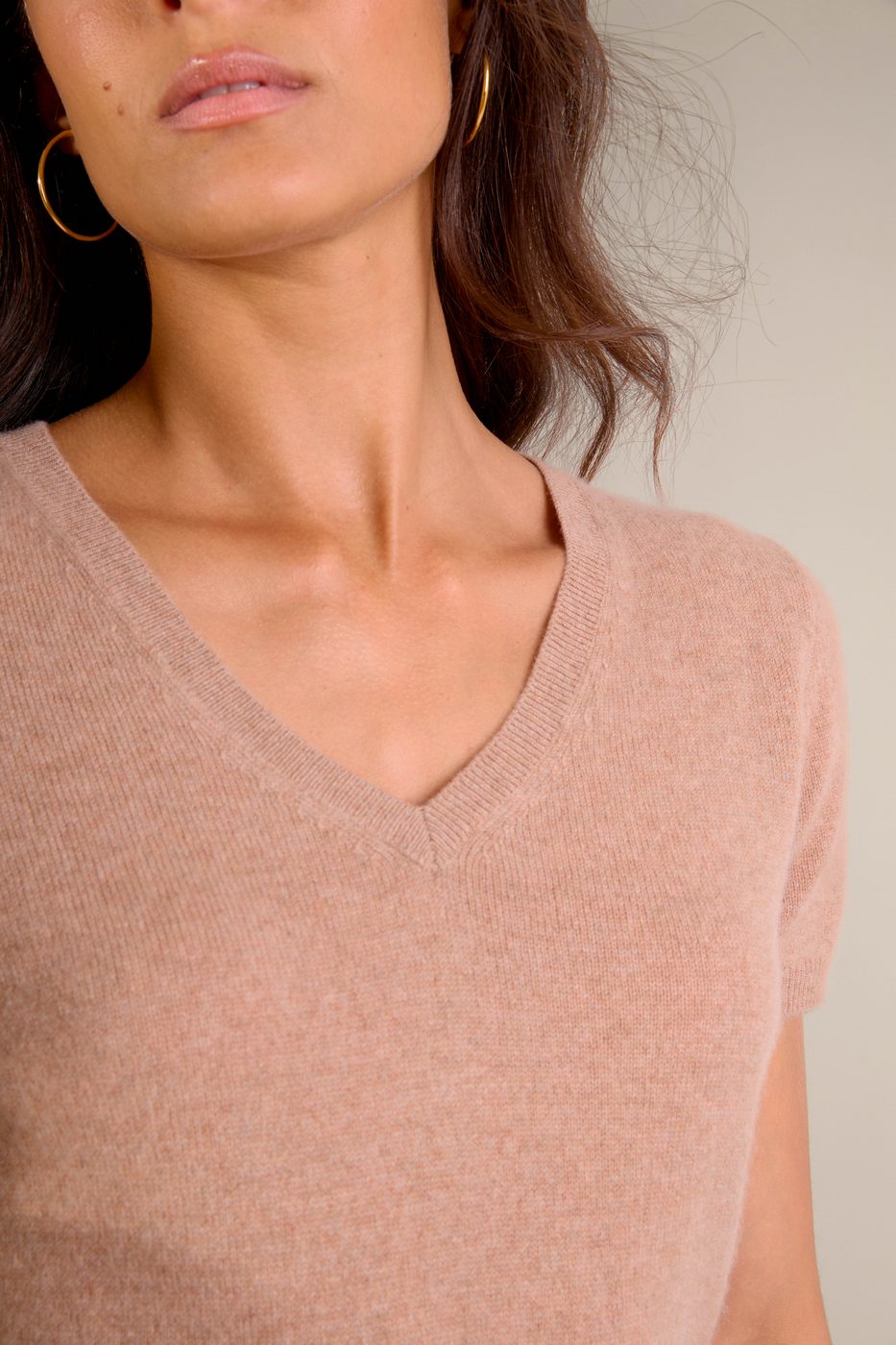 T-Shirt mit V-Ausschnitt Efimia - Camel Meliert