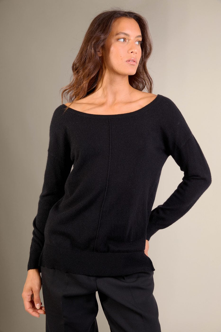 U-Boot-Ausschnitt-Pullover Sasha - Schwarz