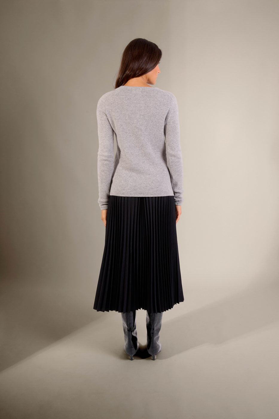 Sweter w serek 4-nitkowy Gaby - Melanżowa chmurka