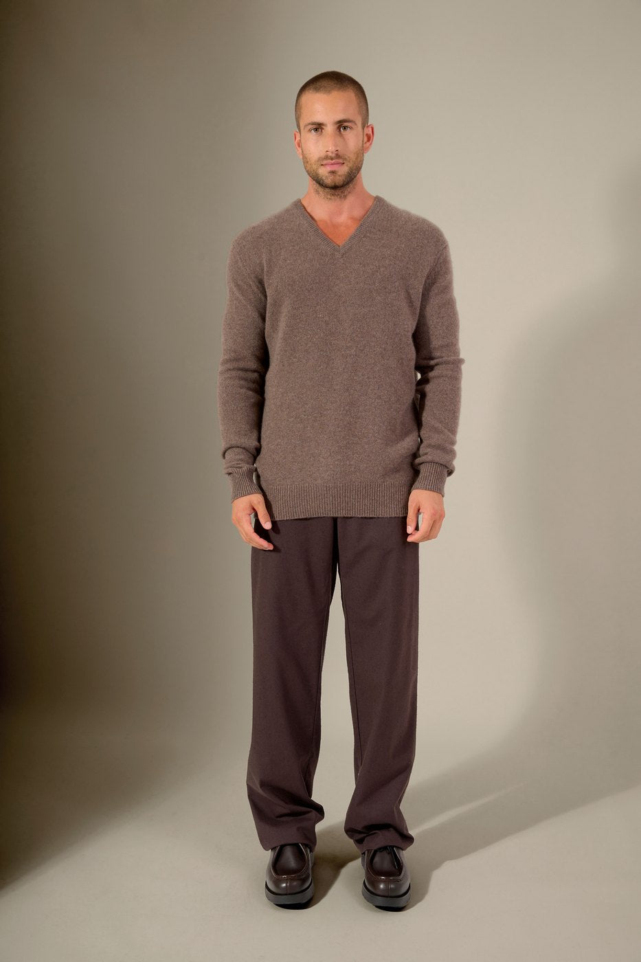 V-Ausschnitt-Pullover 4 Fäden Enzo – Taupe Meliert