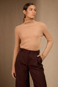 Sweter z golfem Ashley – Sahara