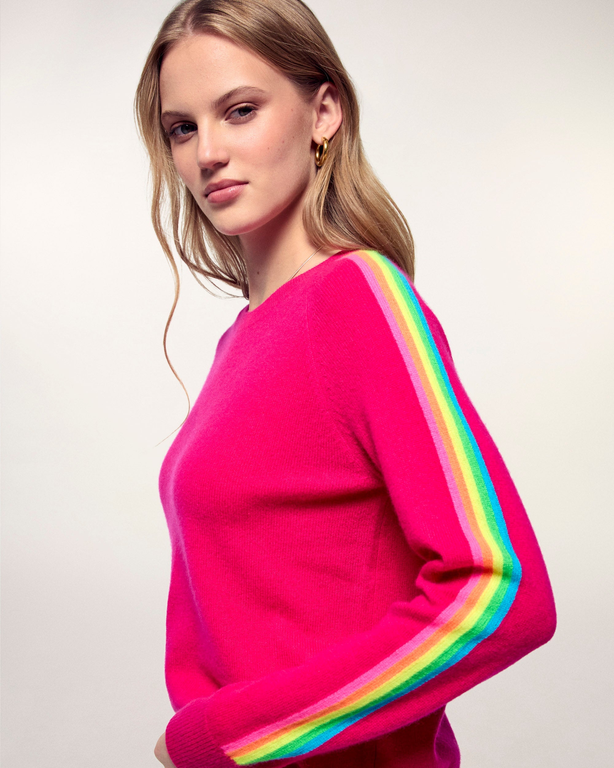 #label: Angelina is 1.74m tall and wears a size S