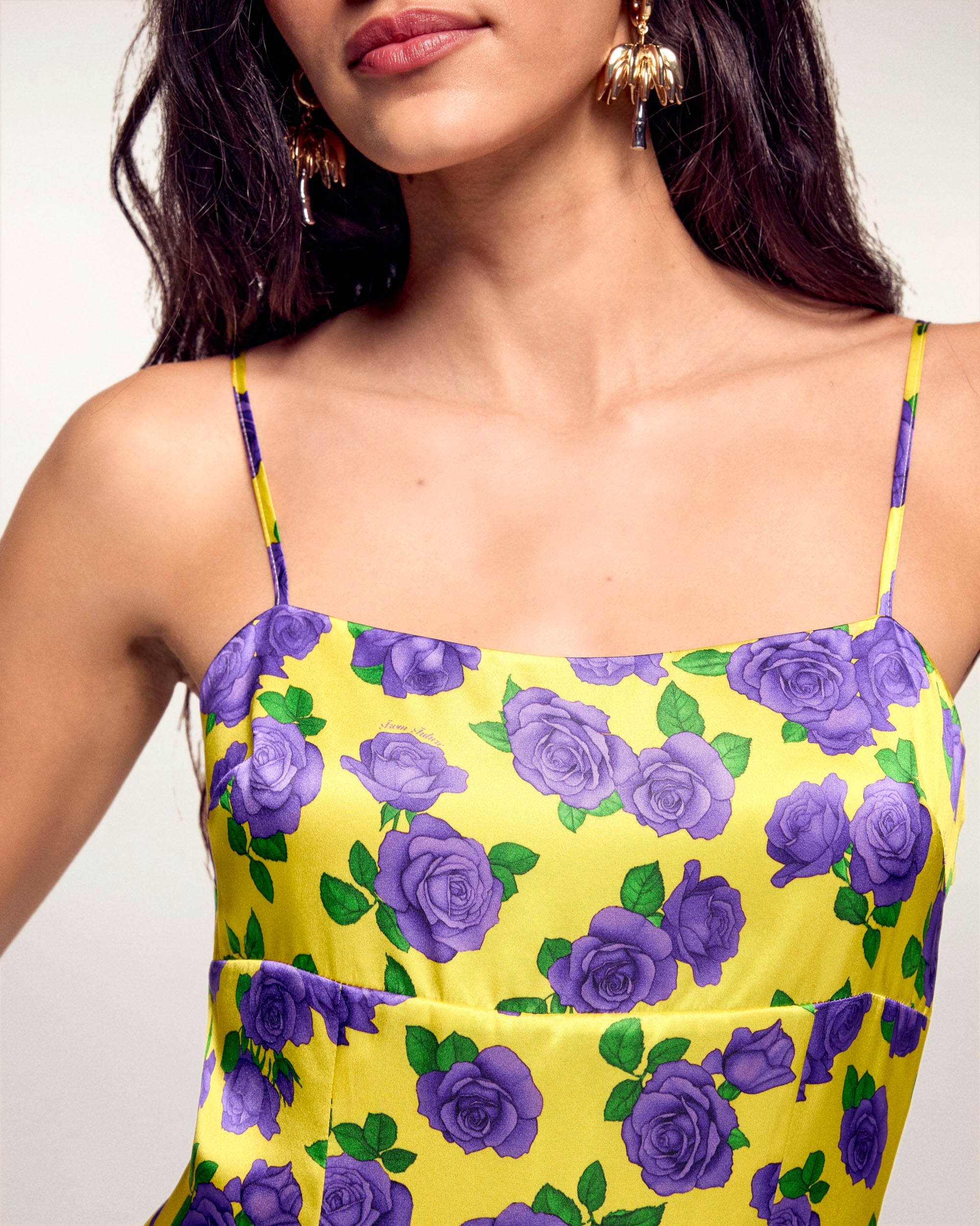 Robe Courte Bretelles