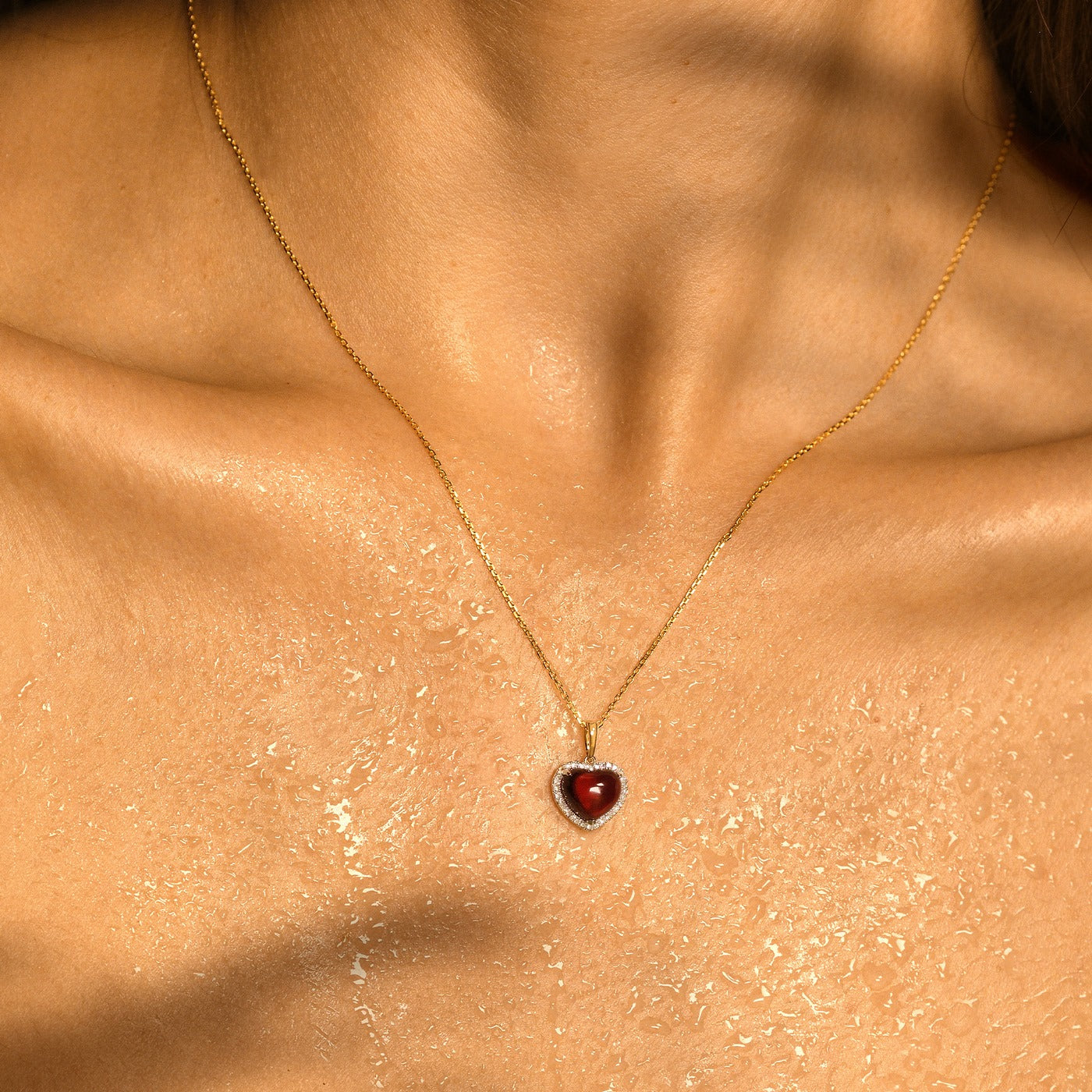 "Enoha" Pendant - D0.09/32 G2.29/1 - Yellow Gold