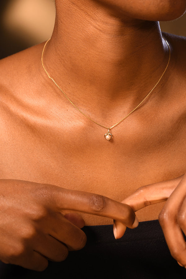 “Lova Pearl” Pendant 375/1000 Yellow Gold White Pearl