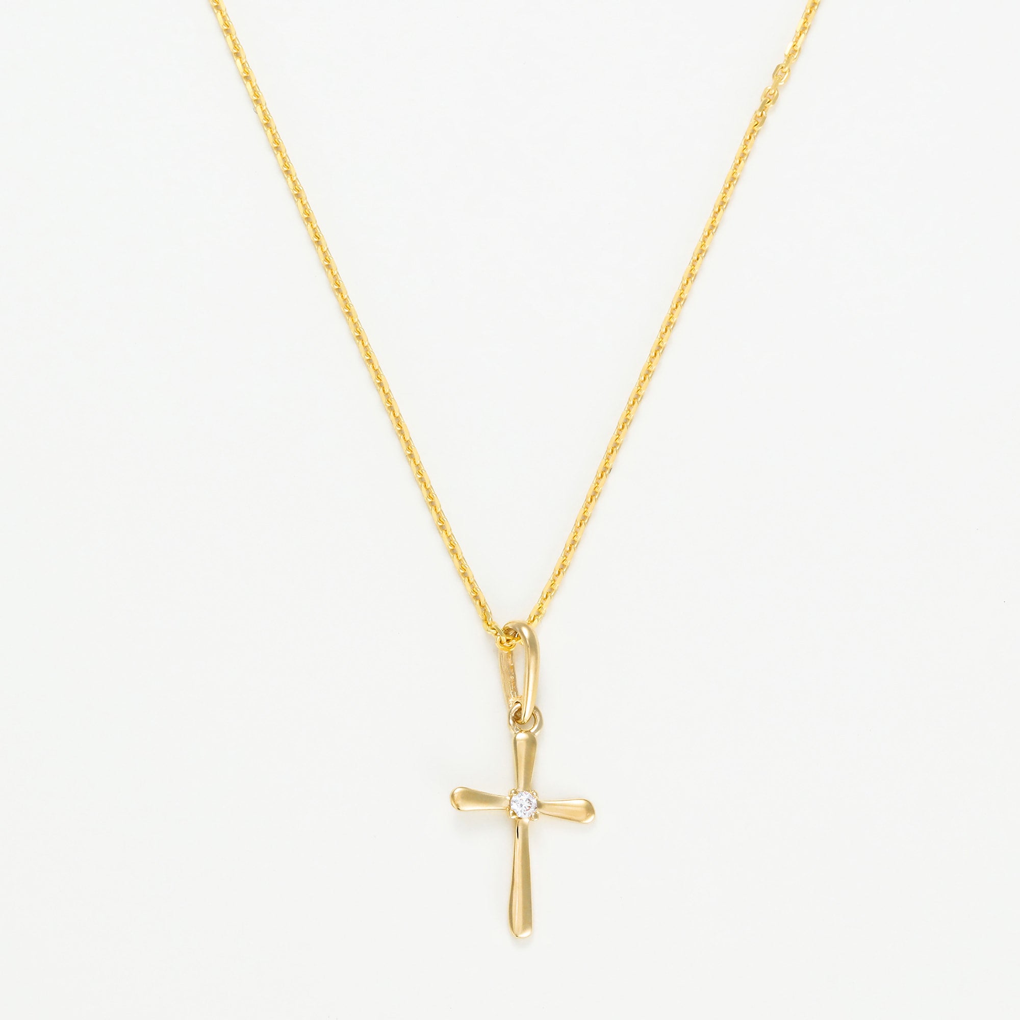 Pendentif "Croix Honneteté" Or Jaune 375/1000 et Zirconium