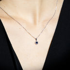 "Sapphire Daisy" Pendant - 375/1000 White Gold