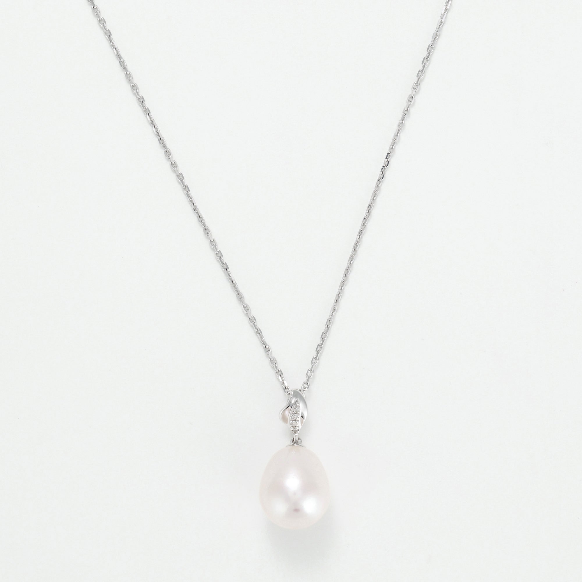 Pendentif "Perla" D0,015/4 P 9Mm