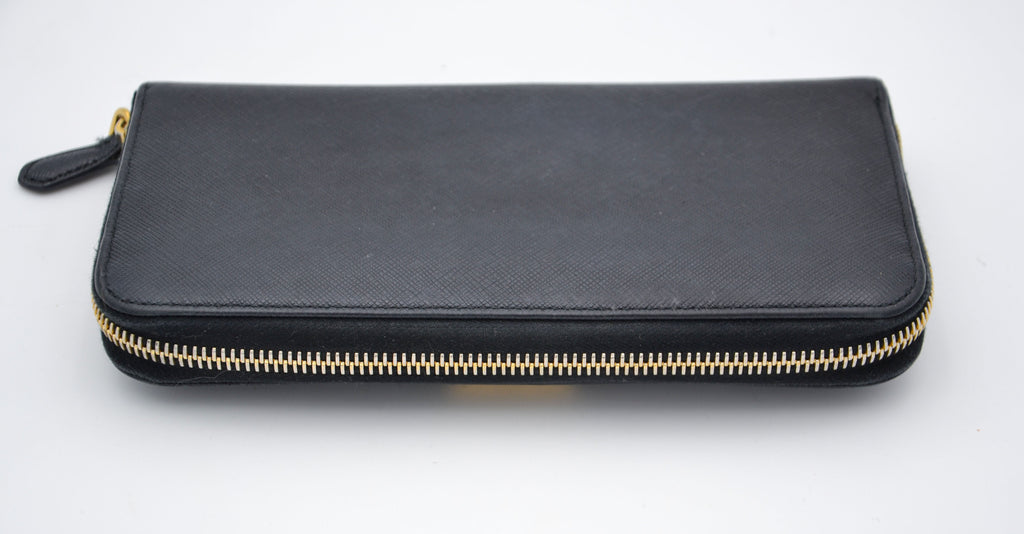Portefeuille Long Prada En Cuir Saffiano