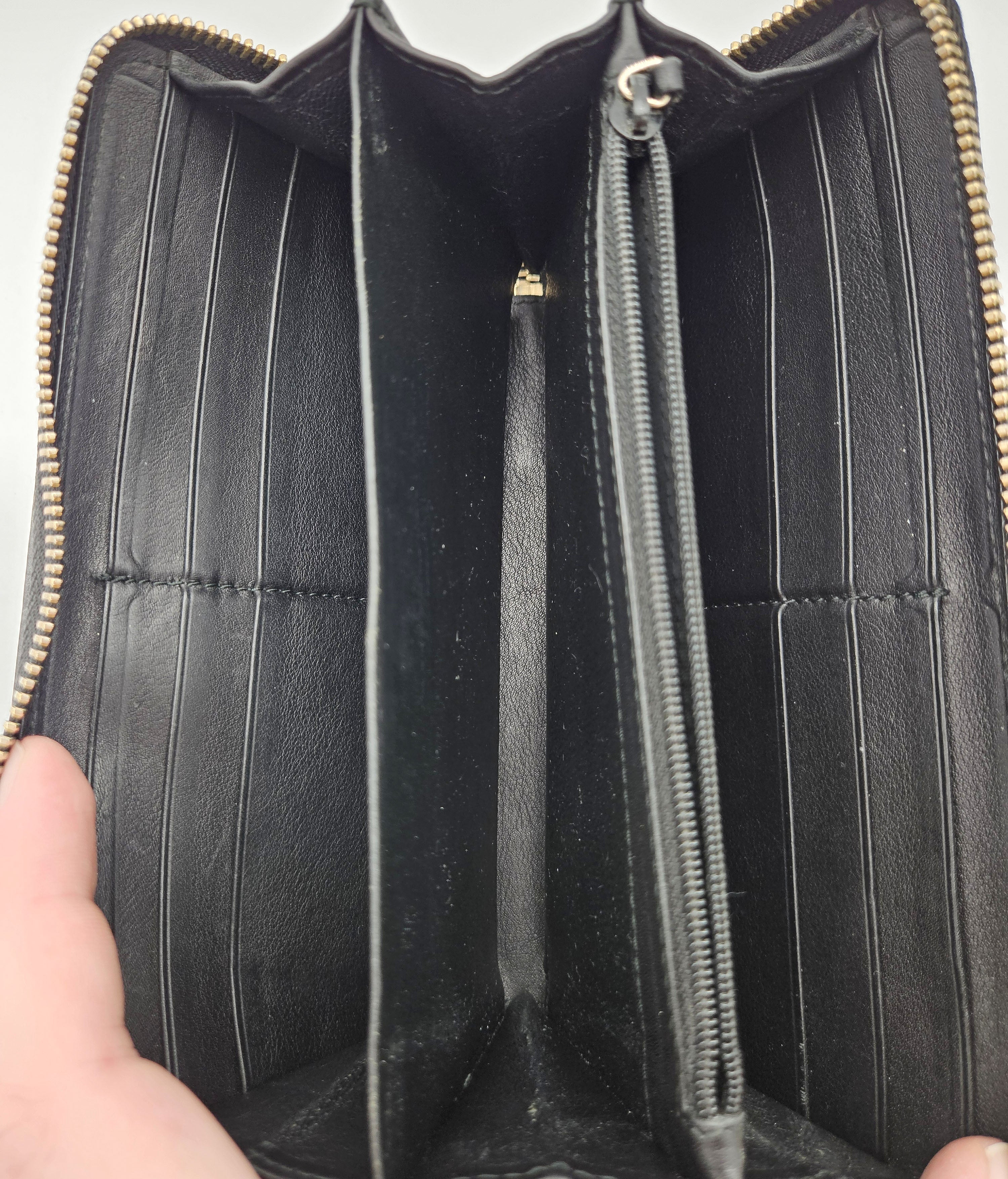 Gucci Long Zippy Wallet in Black Guccissima Leather