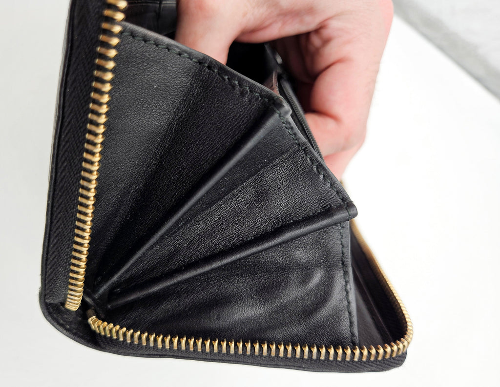 Gucci Long Zippy Wallet in Black Guccissima Leather