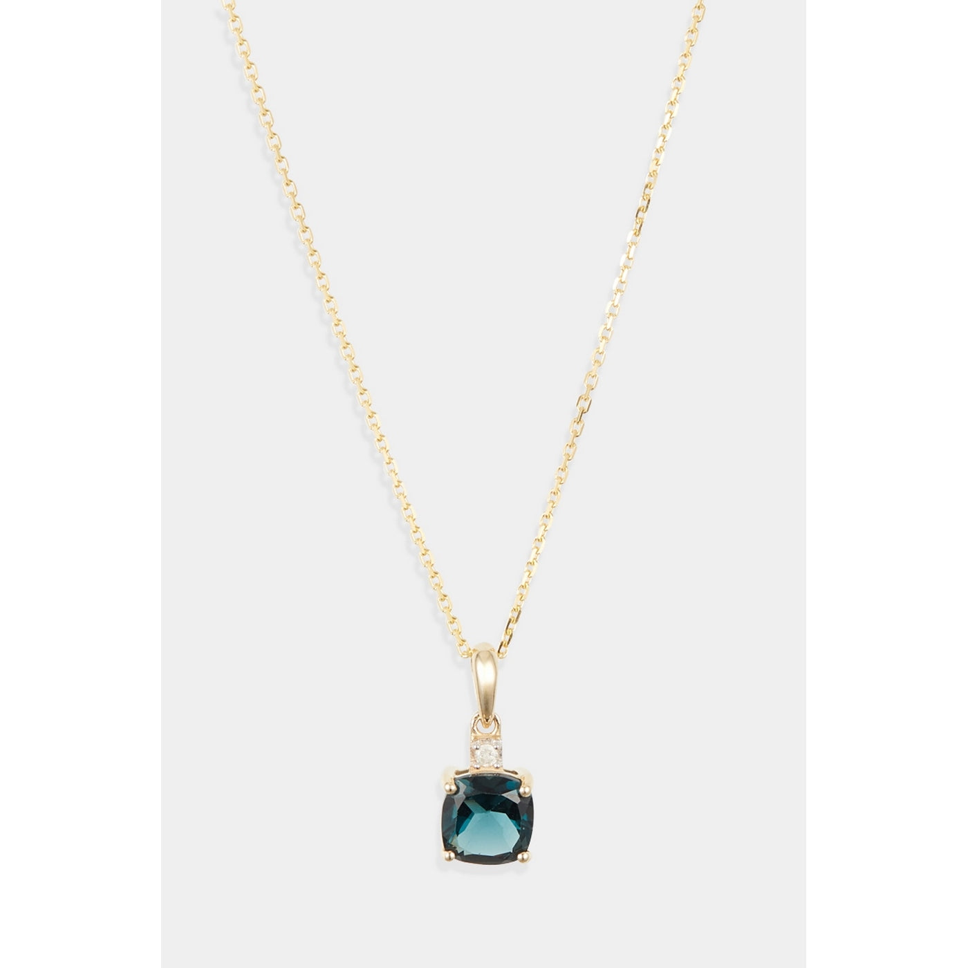 "Tonga" Pendant D0.016/1 &amp; London Blue Topaz 1.32/1 - 375/1000 Yellow Gold