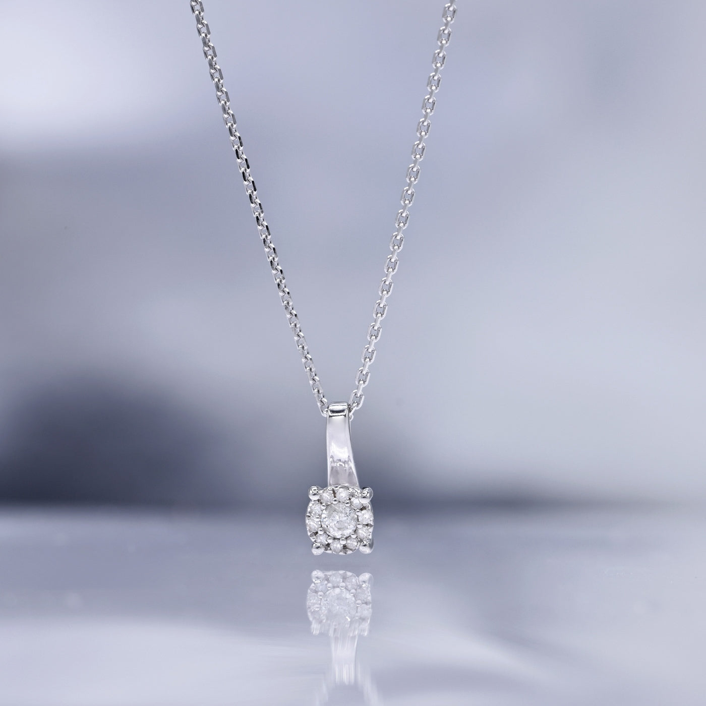"Akna" Diamond Pendant 0.11/11 - 375/1000 White Gold