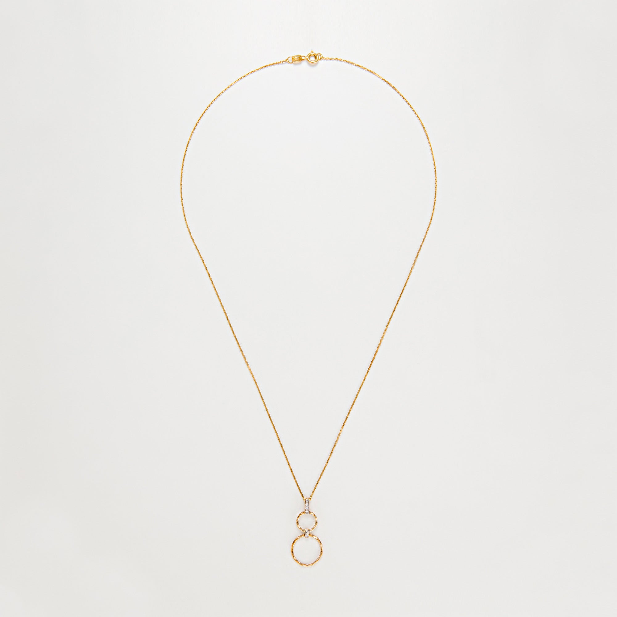 Colgante de Diamantes "Círculos de Oro" 0.02/6 - Oro amarillo