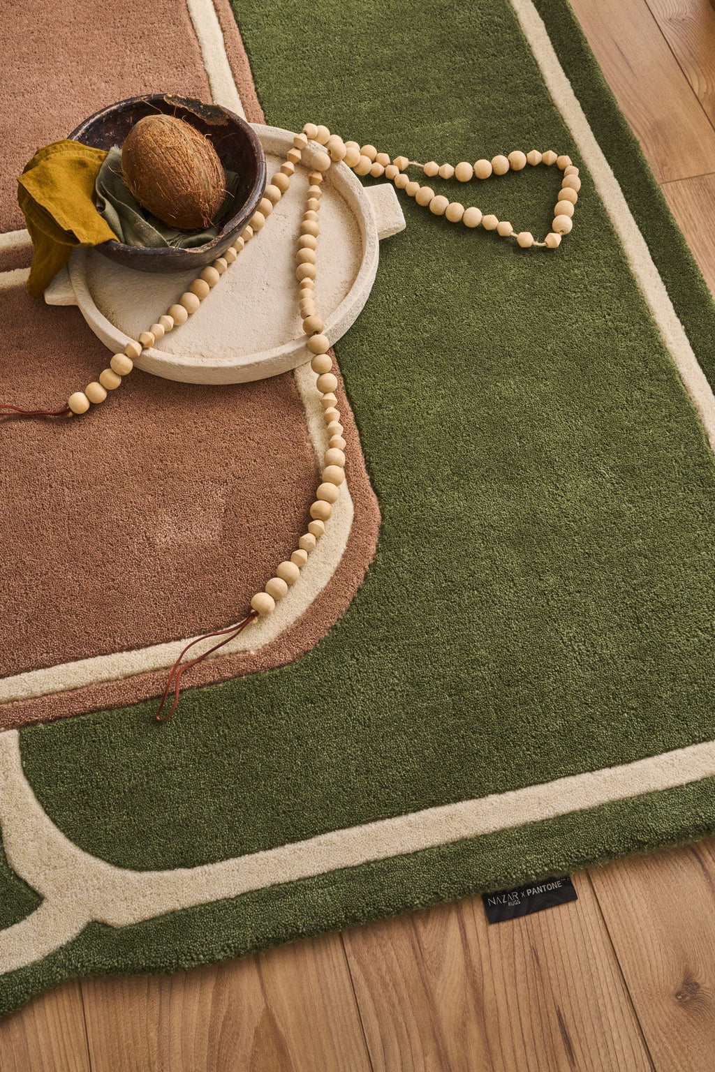 White Cedar – Green and brown wool rug White Cedar