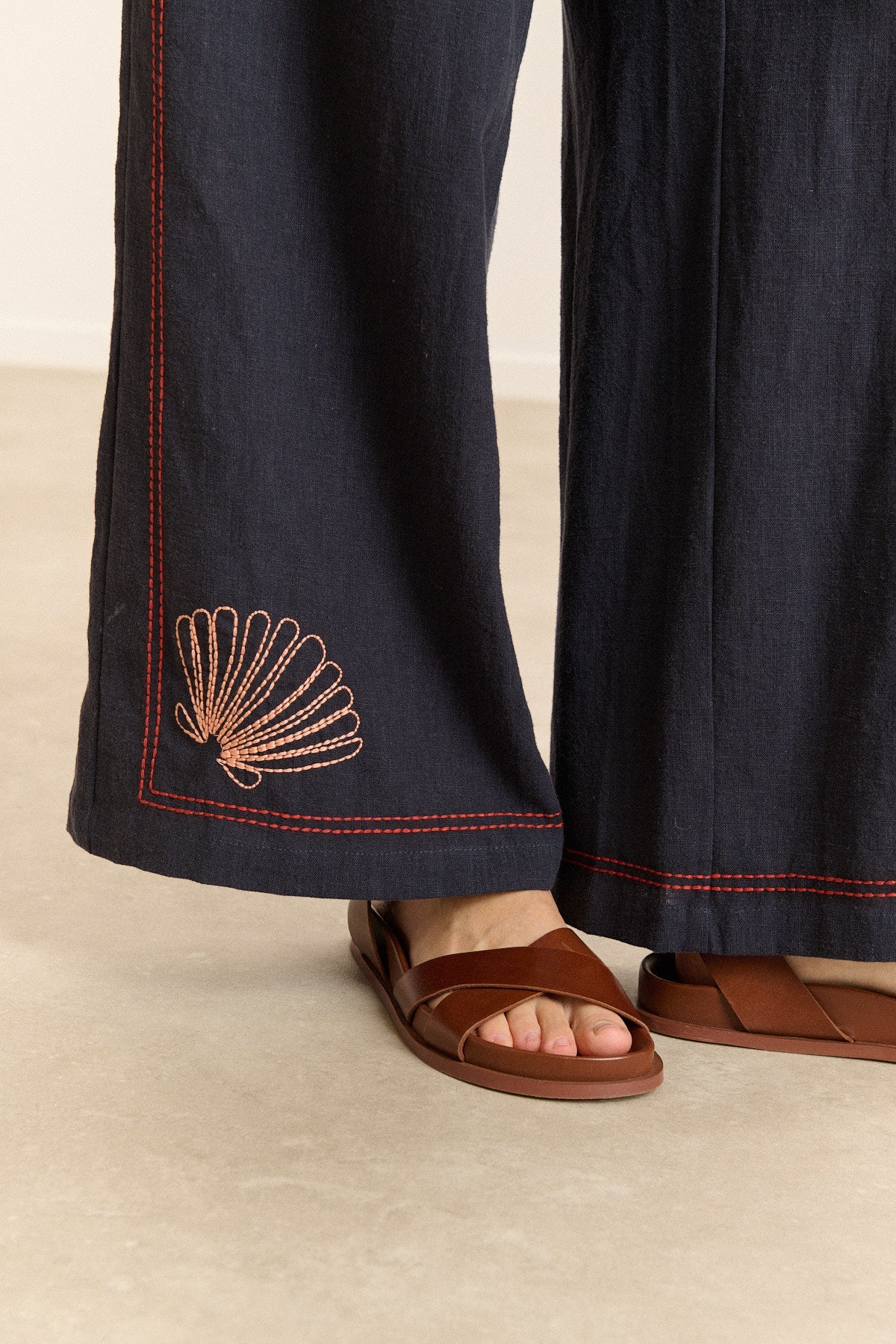 Conor Pants - Navy