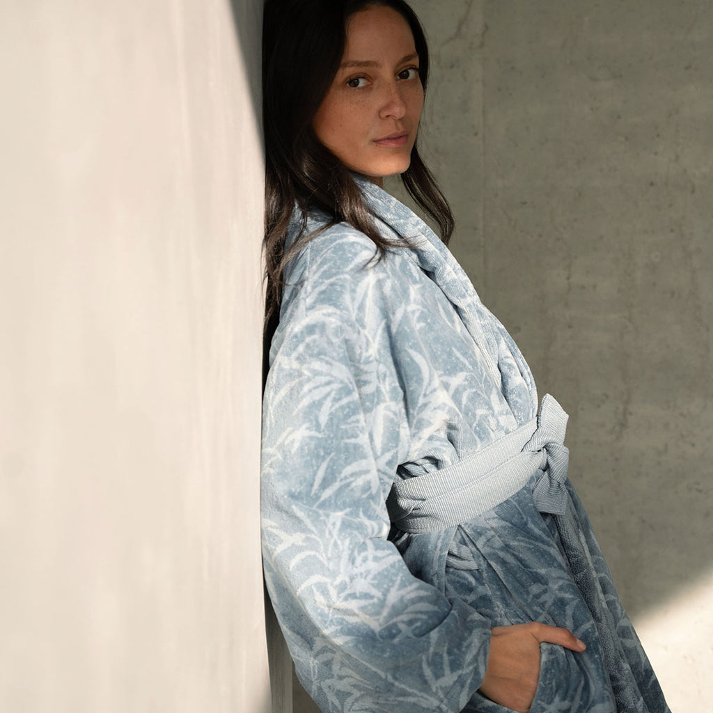 Contemplation - Bathrobe - Blue