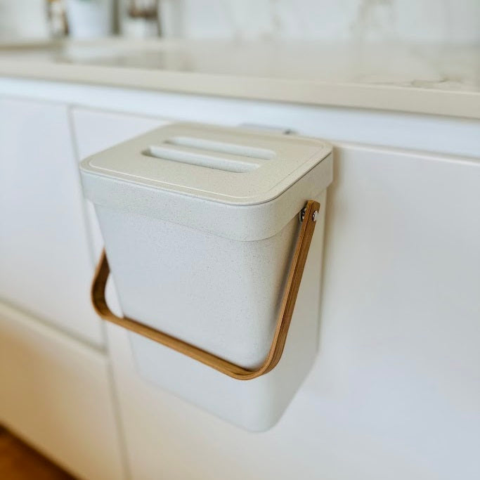 5L recycled plastic table bin BODEN White with bamboo handle