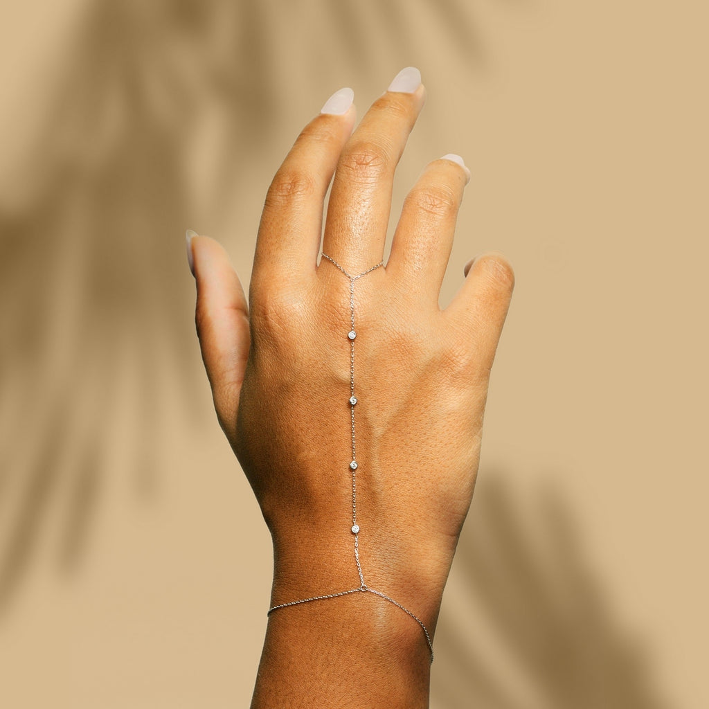 Pulsera “Tiyi” D0.09/4 – Oro Blanco