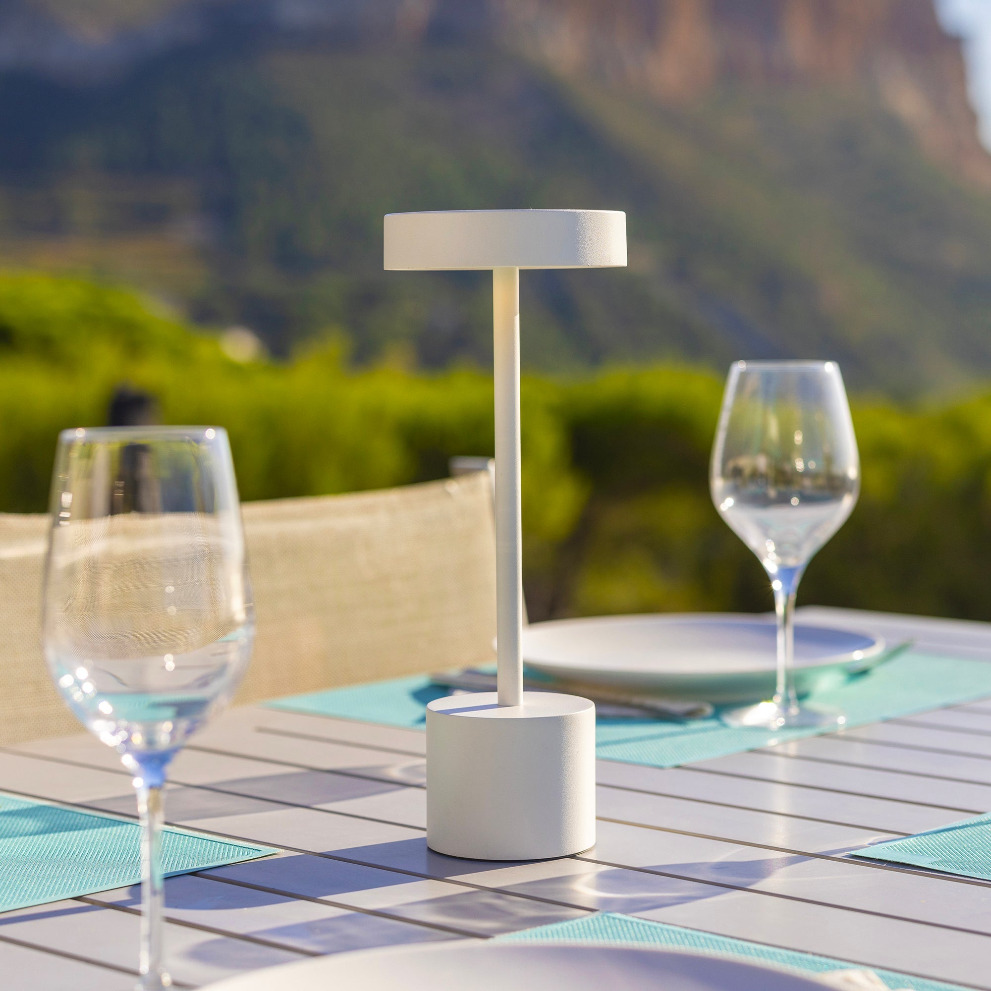 Roby - Lampe De Table Sans Fil - Acier - Blanc