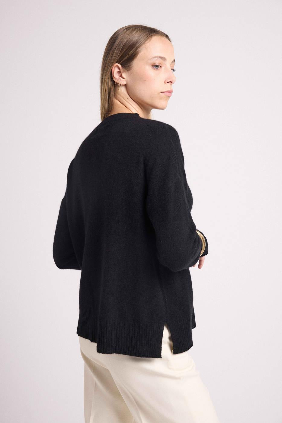 Romy Oversized Crew Neck Jumper - Black - Women
