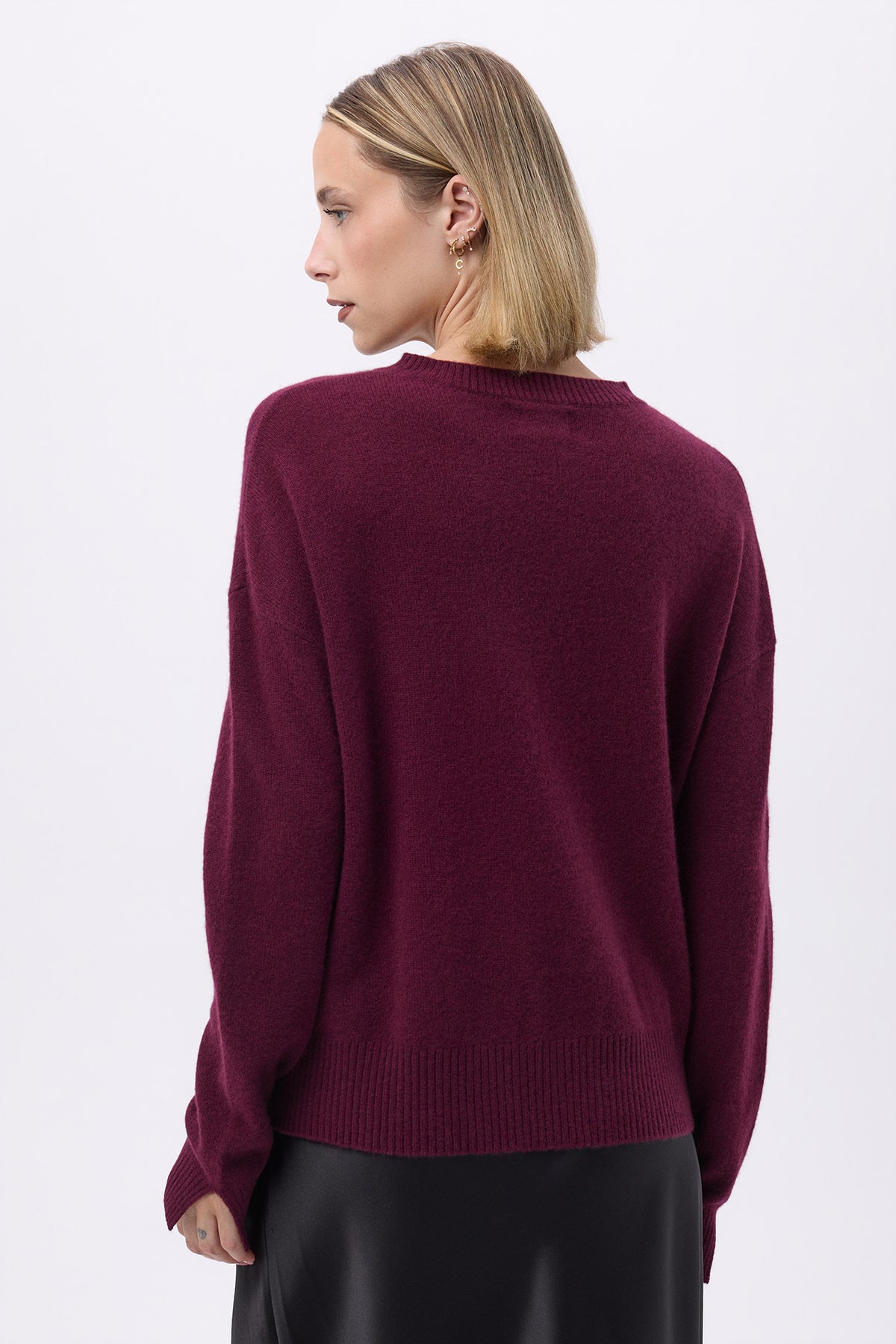 Oversizowy sweter z okrągłym dekoltem Romy - Bordowy - Damski