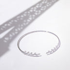Armbånd "Comme Une Feuille" D0,21/40 - Hvidguld 375/1000