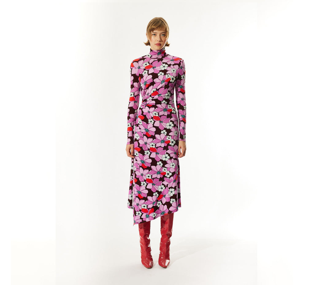 Robe Raja Flower