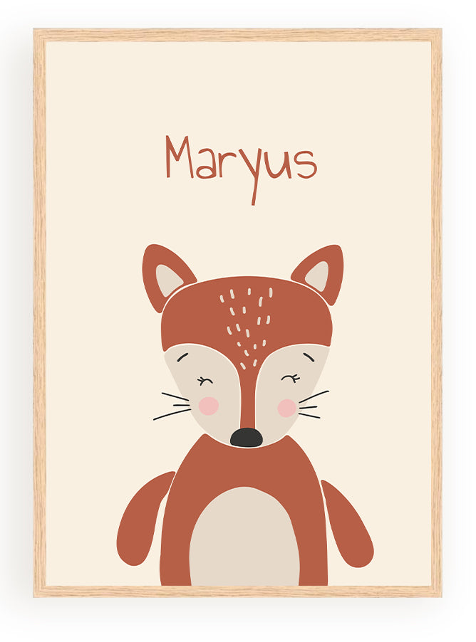 Affiche personnalisée pour enfant avec dessin d’un renard orange souriant et prénom Maryus en haut, cadre en bois.