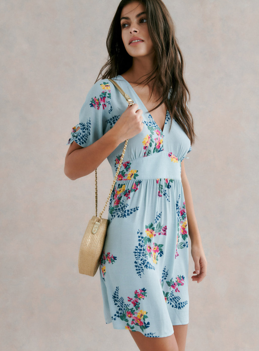 VESTIDO CORTO RUDY FLORAL CUELLO PICO PETITE MENDIGOTE