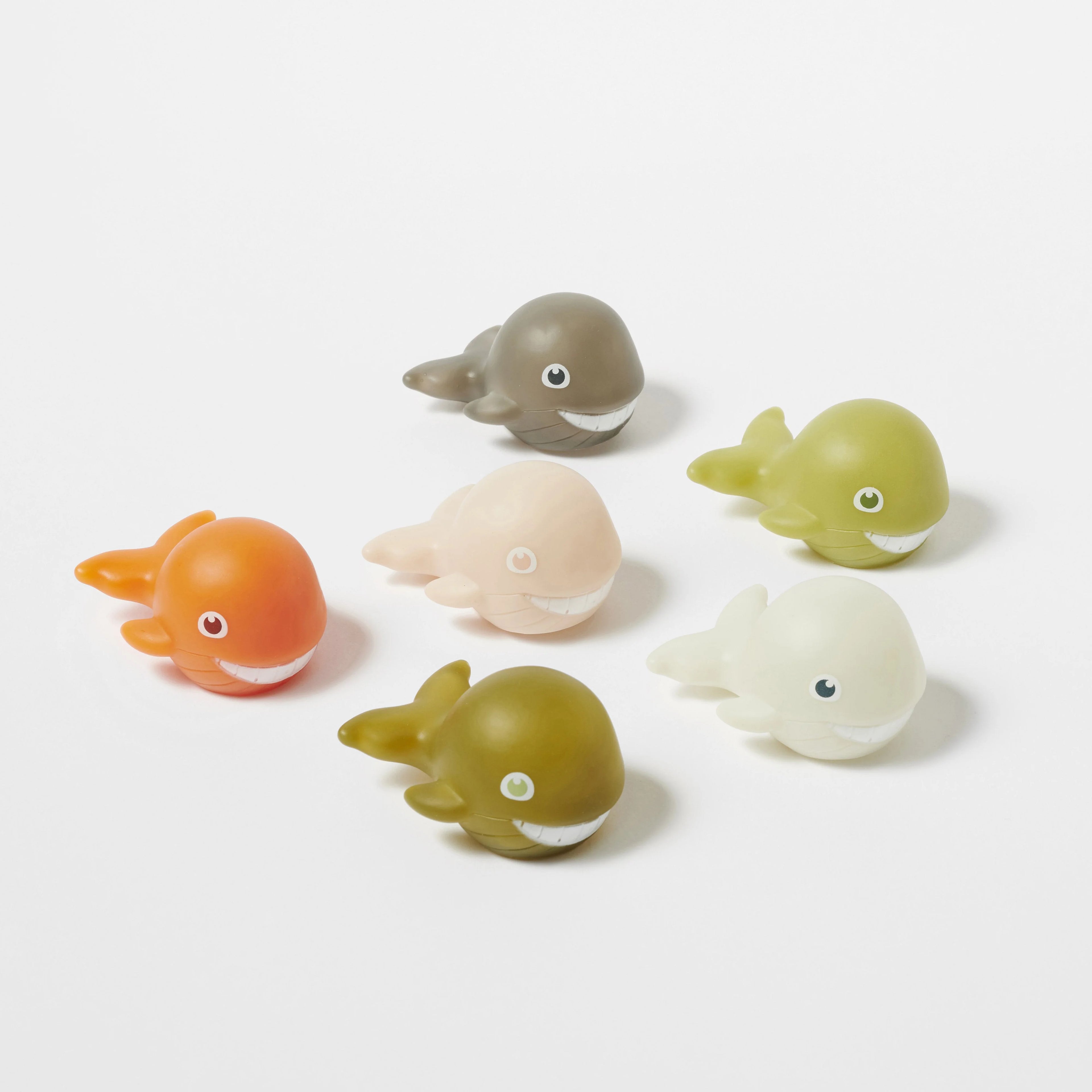 Set of 6 Whale Bath Guns