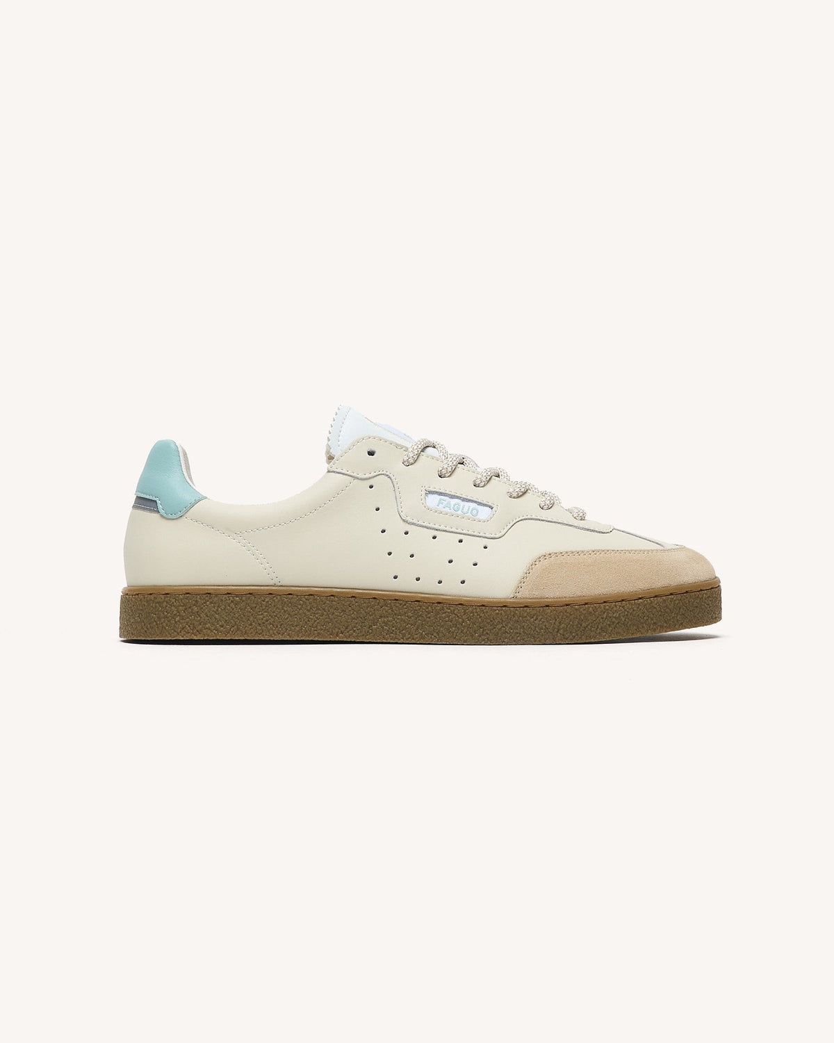 Skórzane sneakersy écru i niebieskie