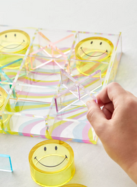 Morpion En Lucite Avec Smiley