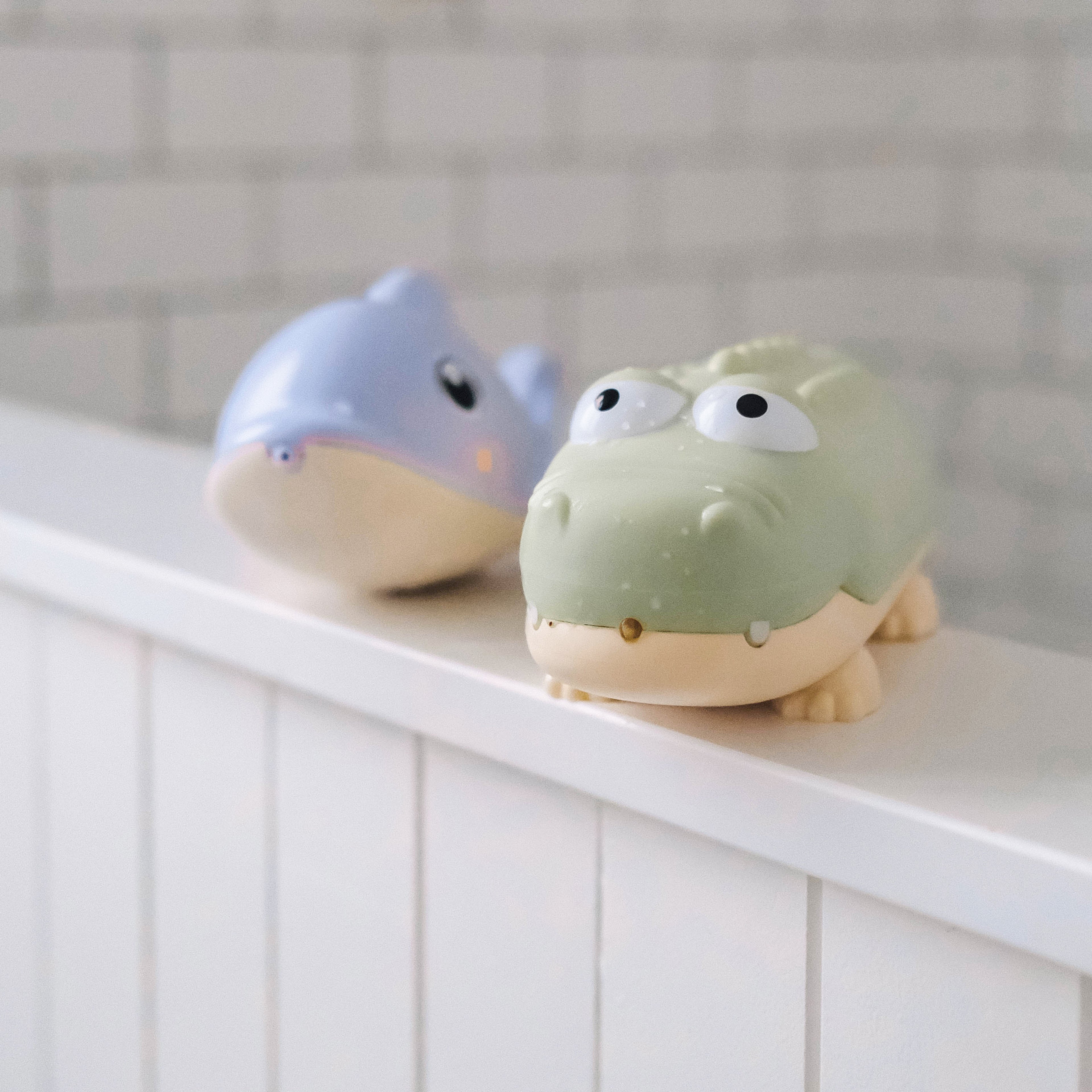 Crocodile Water Guns - Pastel Green