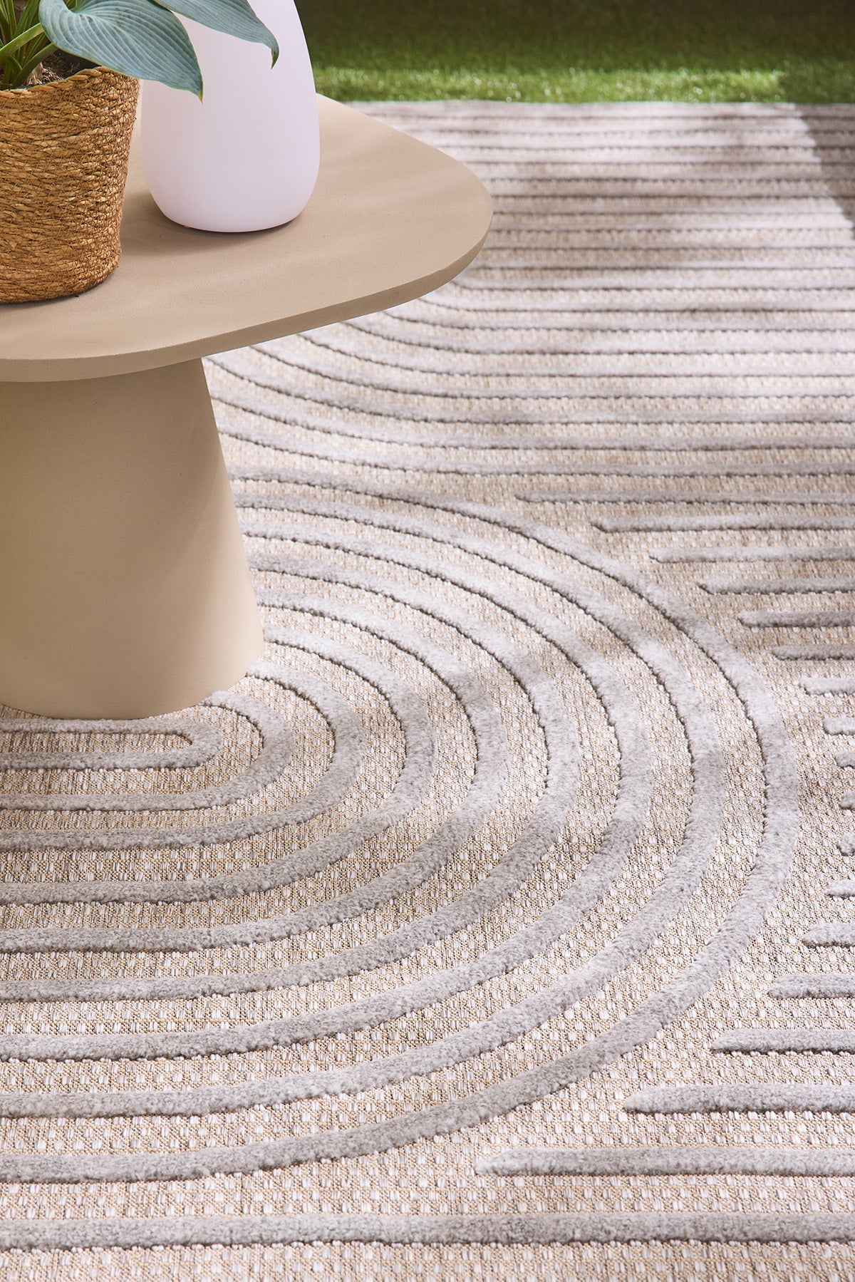 Alfombras de interior y exterior con motivos de arcos simétricos SANTORINI 986 GRIS: SAN986GRI Alfombras Nazar